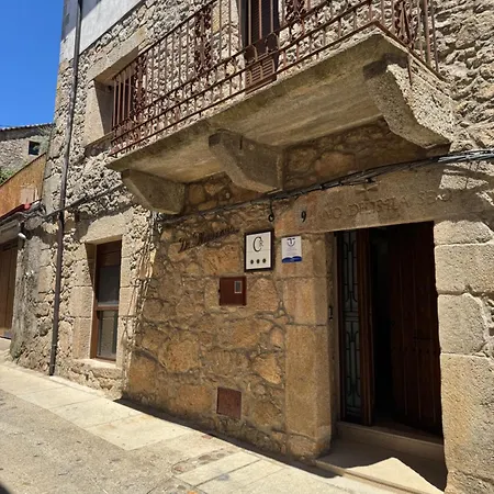 Rural La Muralla Santibanez el Alto