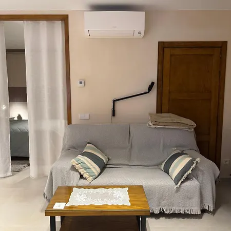 Rural La Muralla Appartement Santibanez el Alto